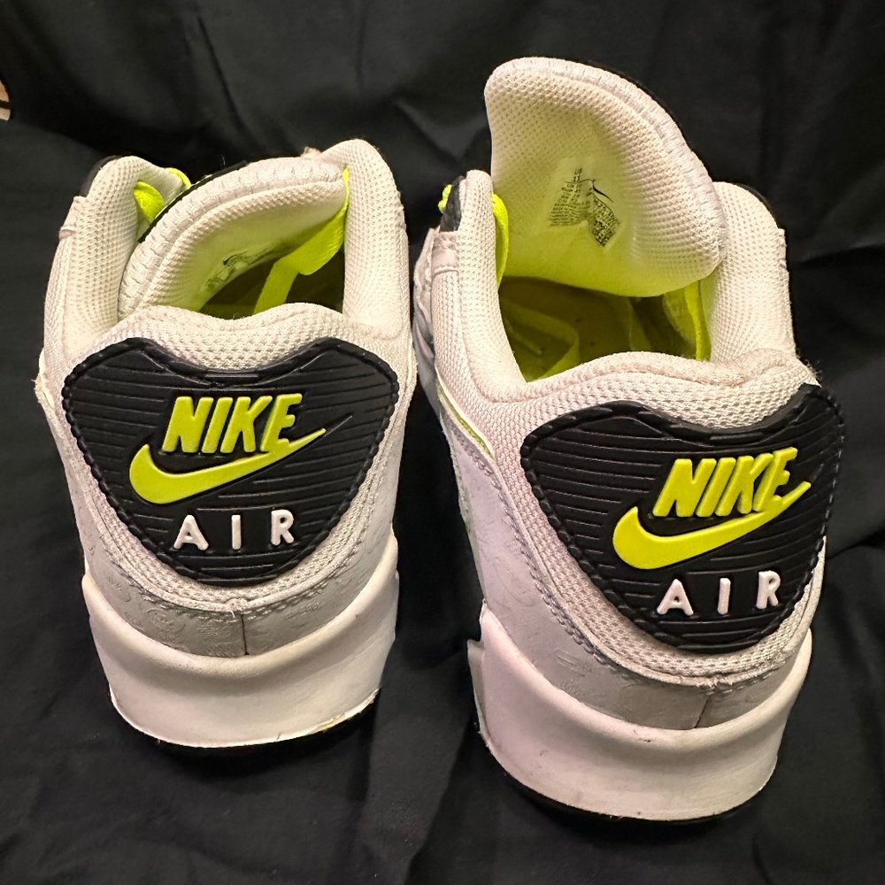 Nike Air Max 90